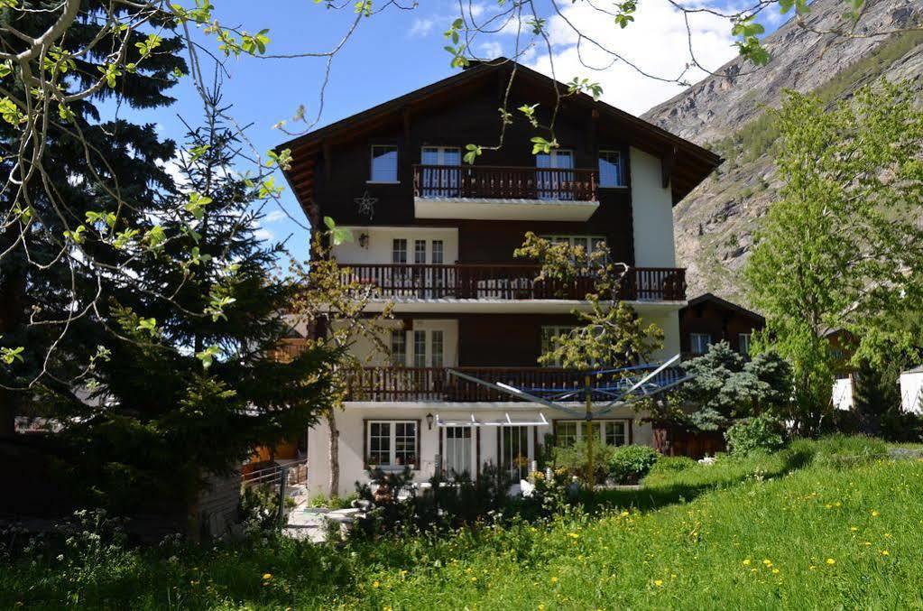 Haus Alpenperle Apartman Saas-Almagell Kültér fotó