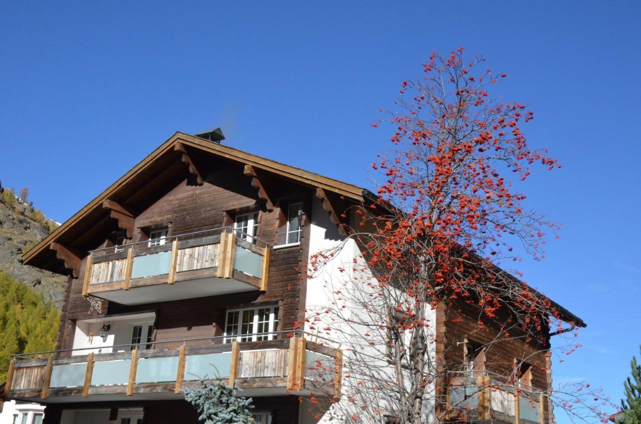 Haus Alpenperle Apartman Saas-Almagell Kültér fotó